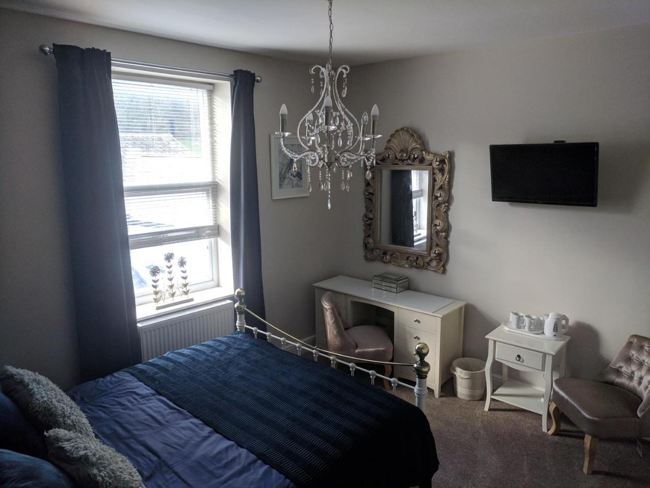 Lion House Bed & Breakfast With Restaurant Combe Martin Buitenkant foto